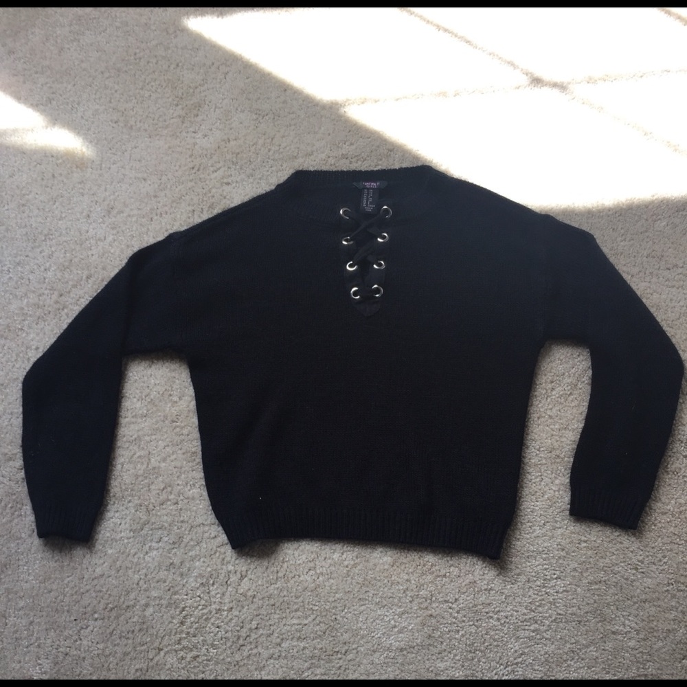 Girl’s sweater